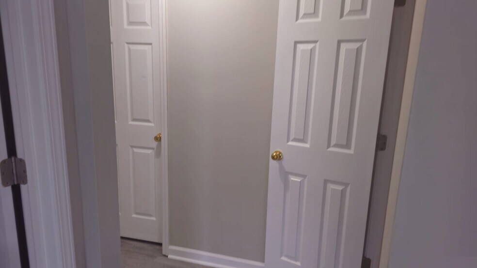 Building Photo - 171 Hamilton Cir