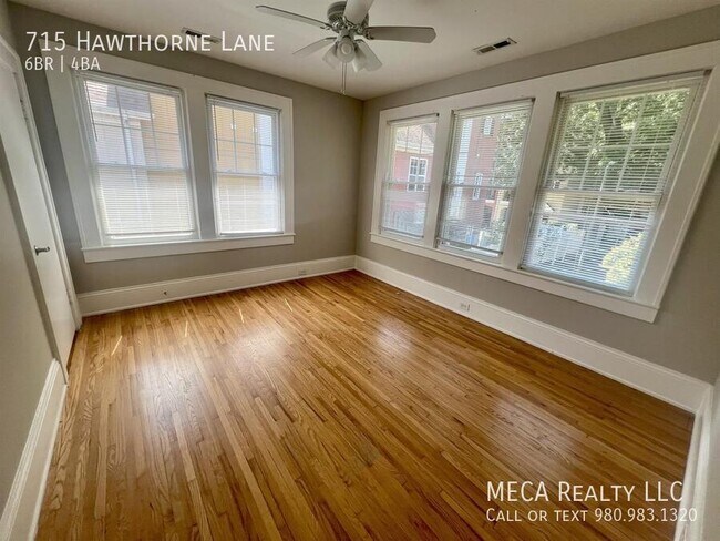 Building Photo - 715 Hawthorne Ln
