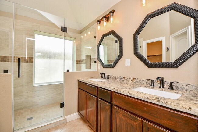 Building Photo - 26115 Serenity Oaks Dr