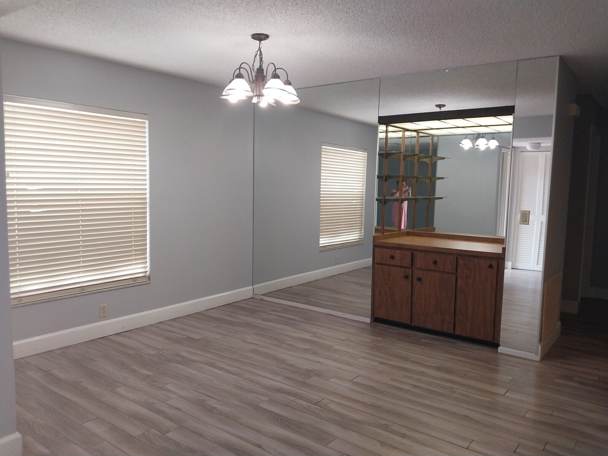Building Photo - 3962 Basswood Dr