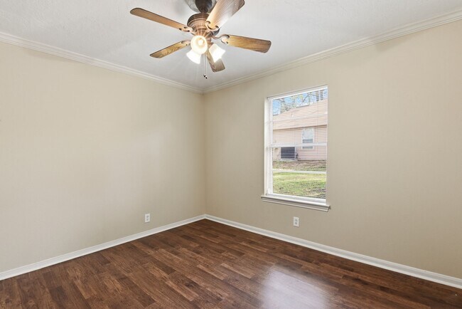 Building Photo - 9052 Zapata Way