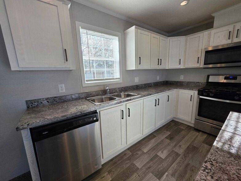 Building Photo - 3730 Birch St