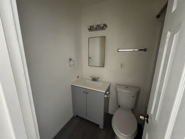 Building Photo - Central Phoenix 4 Bedroom Townhome