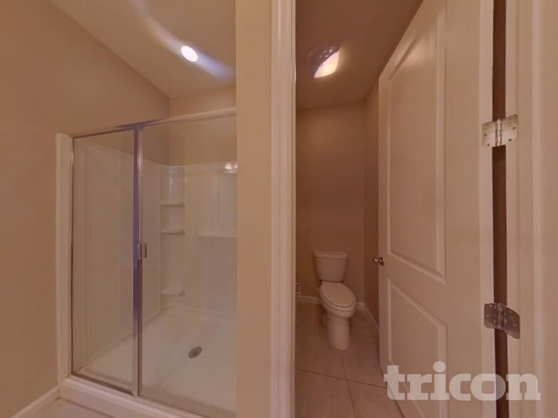 Building Photo - 676 Meadow Pointe Dr