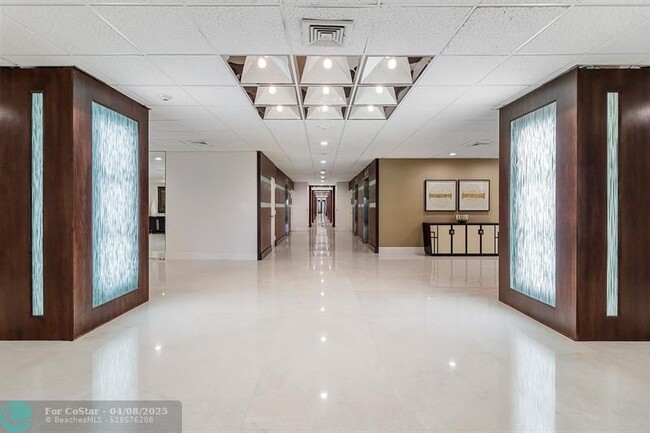 Building Photo - 3500 Galt Ocean Dr