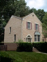 Building Photo - 10651 Pine Haven Ter