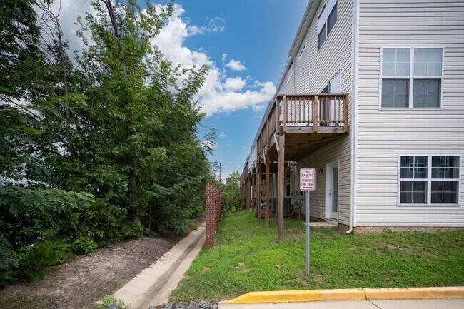 Building Photo - Your Next Home: Modern 3-Level Townhome with Garage, Deck & Huge Flex Space