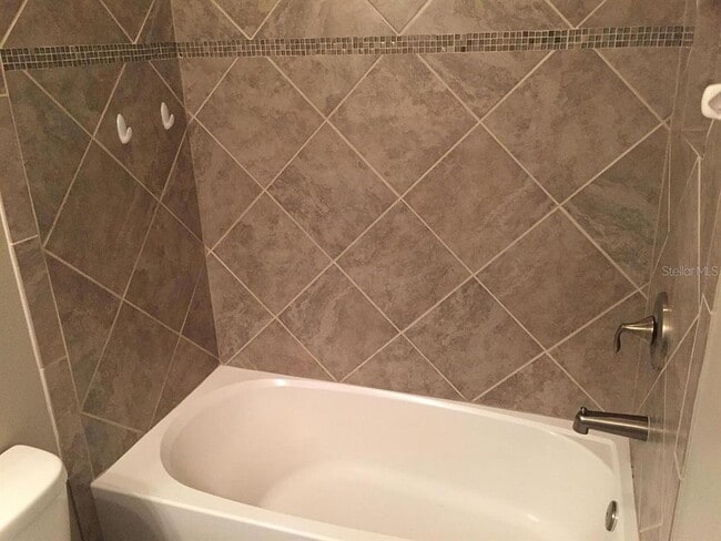 Building Photo - 3120 Oriole Dr