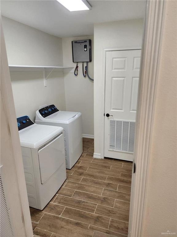 Building Photo - 14 E Champion St