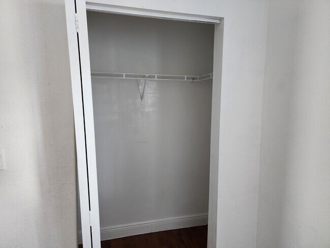 Building Photo - 8561 SW 109th Ave