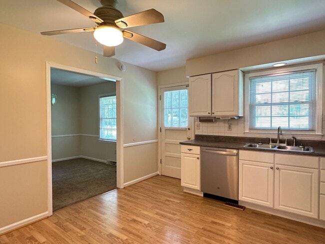 Building Photo - COMING SOON! Beautiful House in Tates Creek! 3 BR, 2.5 Baths, Finished Basement & Garage