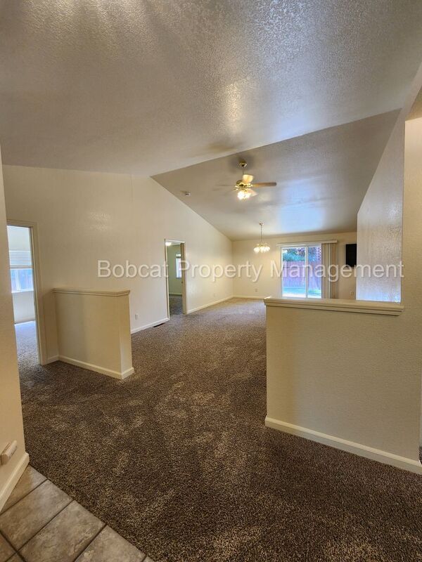Building Photo - 1331 Chichester Dr