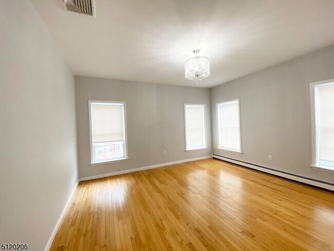 Building Photo - 32 Woodland Dr