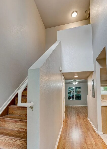 Building Photo - 6615 Desert Willow Way