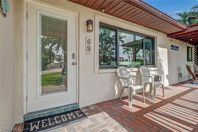 Building Photo - 69 7th St