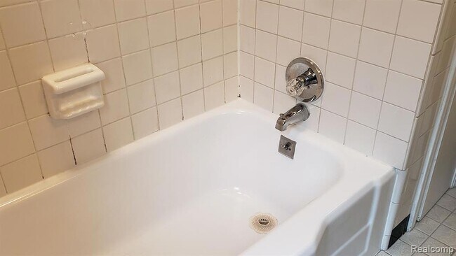 Building Photo - 1261 Pearson St