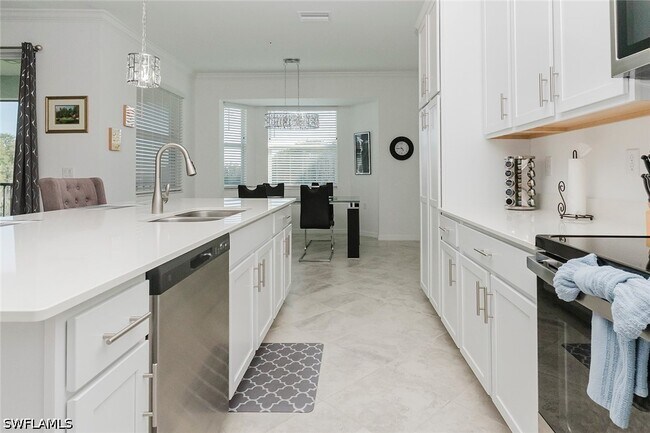 Building Photo - 6046 National Blvd