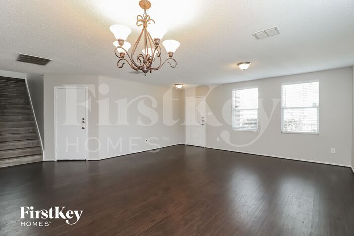 Building Photo - 3825 Foxhound Ln