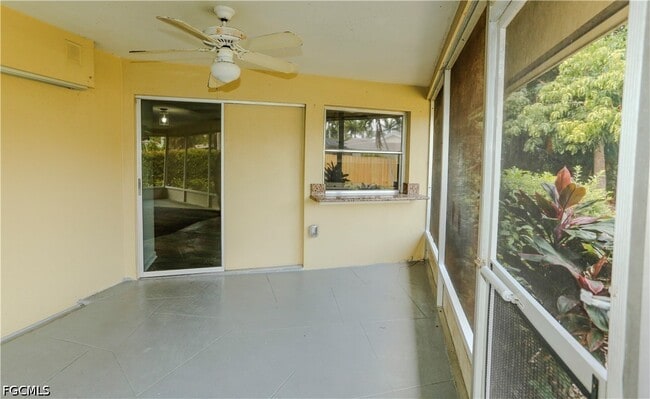 Building Photo - 5654 Eichen Cir