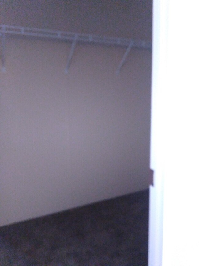 Building Photo - 818 W Grantville Rd