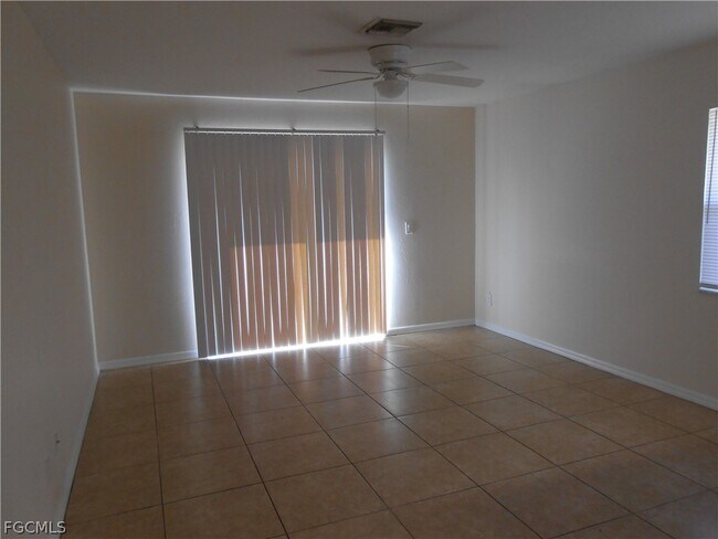 Building Photo - 202 Hightower Ave S