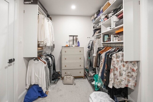 Building Photo - Newbold Square Church