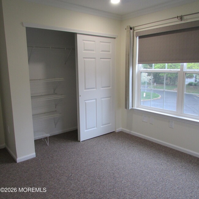 Building Photo - 29 Tall Oaks Ct