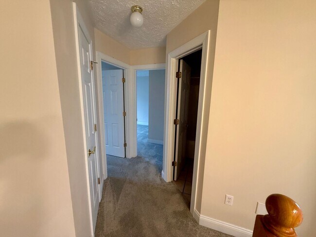 Building Photo - Stone Properties