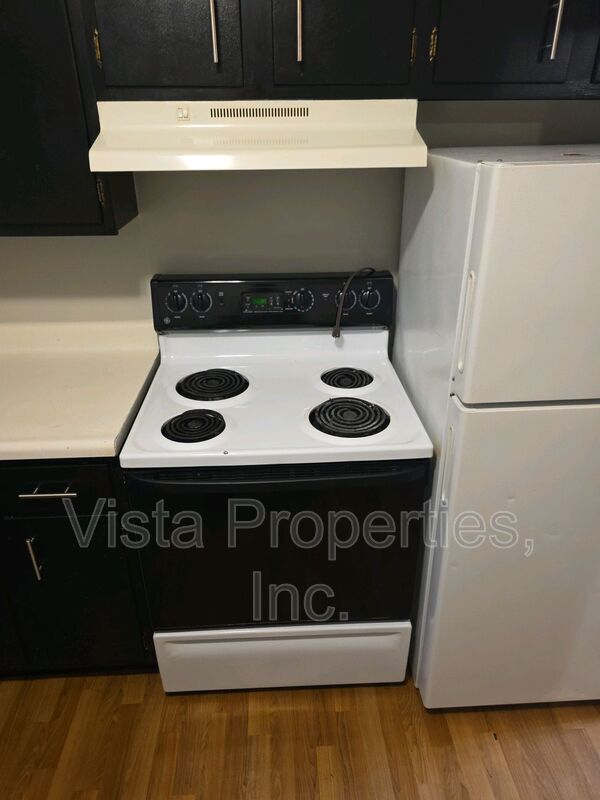 Building Photo - 1603 Gagel Ave