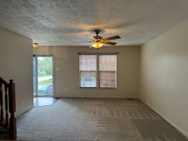 Building Photo - 4 E Shetland Ct
