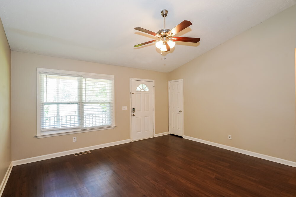 Building Photo - 408 Dellwood Dr