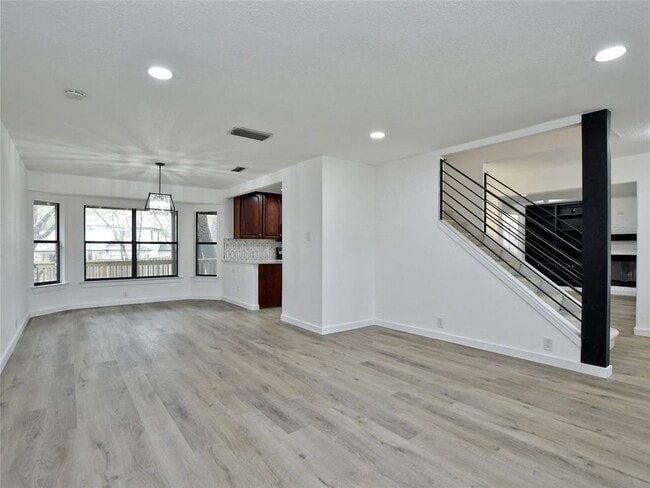 Building Photo - 307 Copperleaf Rd