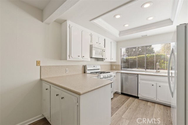 Building Photo - 25572 Spinnaker Dr
