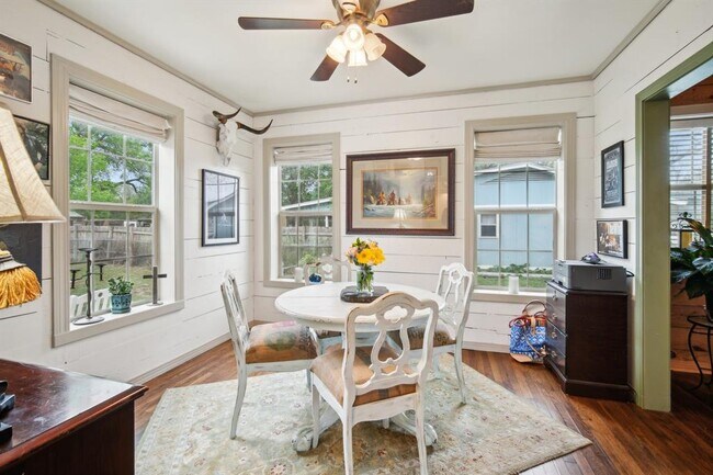 Building Photo - 801 Bishop St