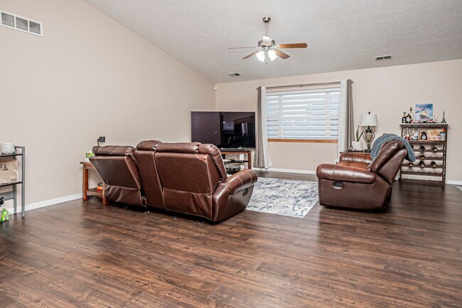 Building Photo - Please View 3D Virtual Walk-Through Before Scheduling a Showing