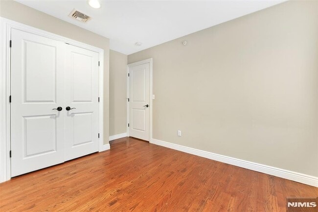 Building Photo - 210 Hackensack St