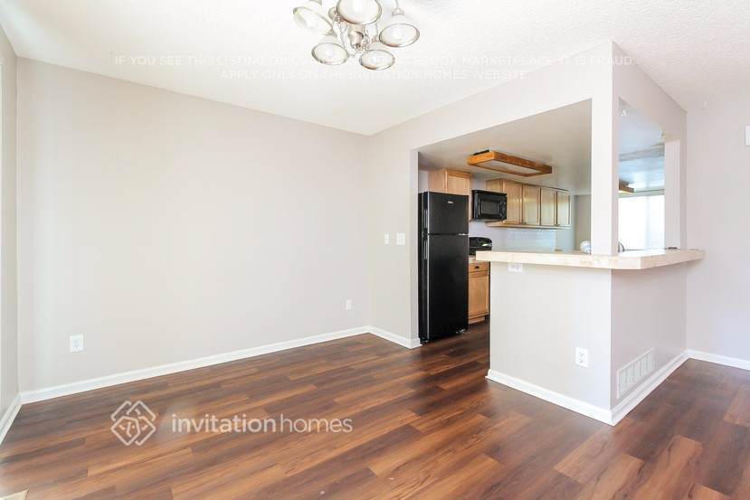 Building Photo - 11701 E Cornell Cir