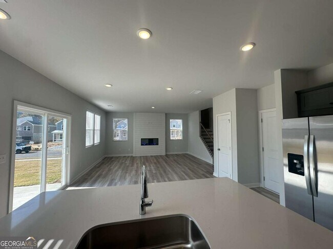 Building Photo - 2088 Brookhill Wy