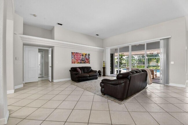 Building Photo - 13462 Key Lime Blvd