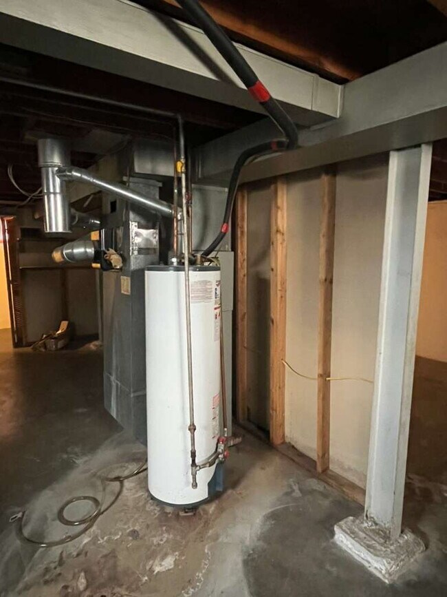 Building Photo - 9813 Lullaby Ln