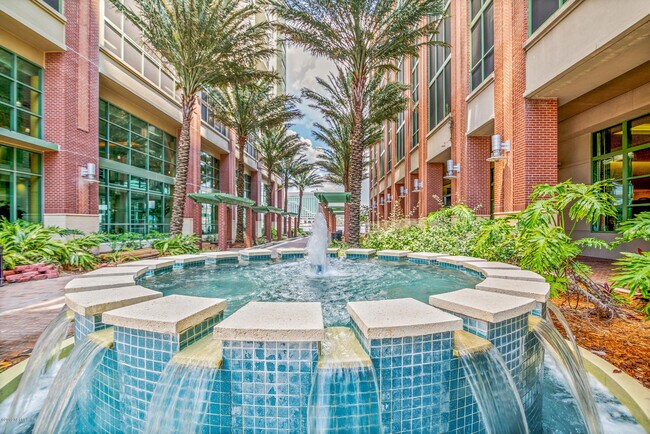 Building Photo - 1431 Riverplace Blvd
