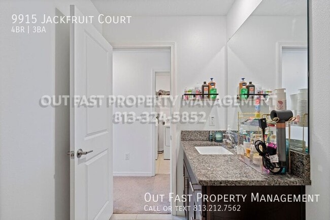 Building Photo - 9915 Jackfruit Ct