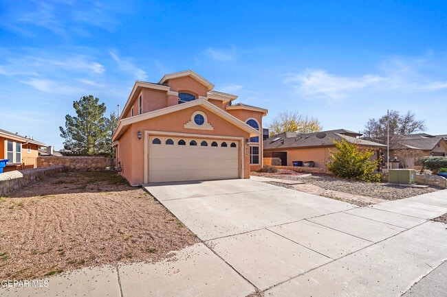 Building Photo - 3820 Tierra Campa Dr