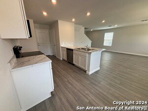 Building Photo - 2242 Dry Moss Way
