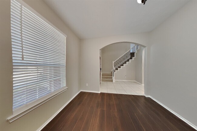 Building Photo - 17610 Bryce Manor Ln