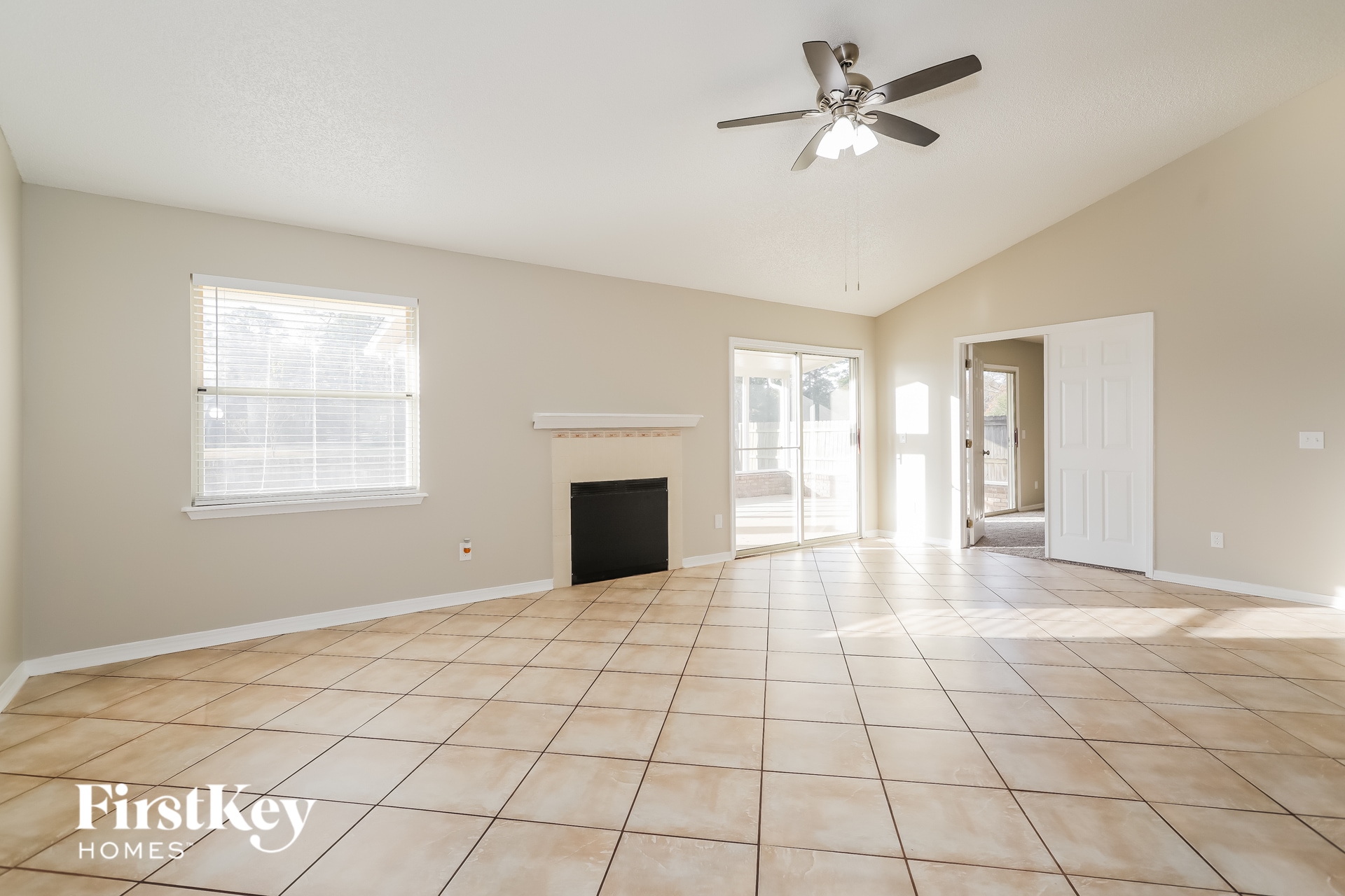 Building Photo - 8726 Bandera Cir S