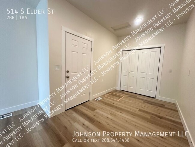 Building Photo - 514 S Elder St