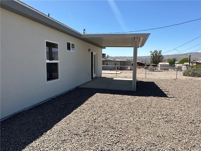 Building Photo - 1705 Talc Rd