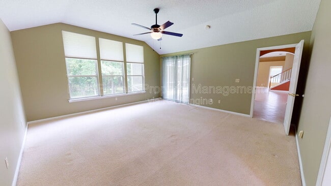 Building Photo - 11861 Lake Fern Dr