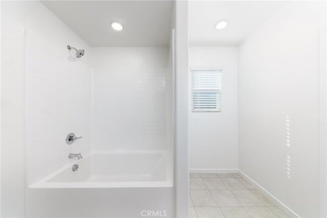 Building Photo - 1878 Sequoia Pl